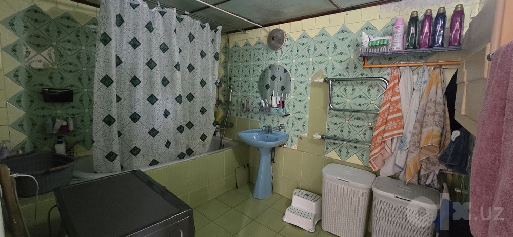 Продаётся земля/дом. 3,1 сотки, фасад 12,5 м. Новомосковская.