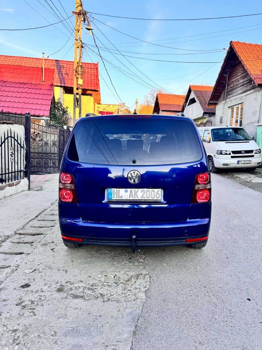 VOLKSWAGEN Touran 2008 — imagine 4