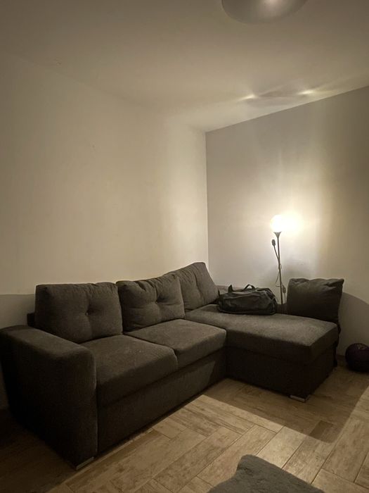 Inchiriez camera la casa cu 2 camere, zona Universitate