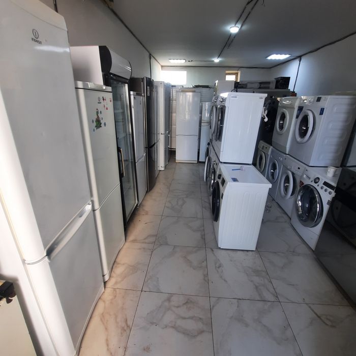 Холодильник в отличном рабочем состоянии