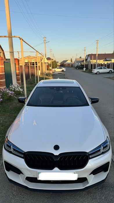 продам BMW G30 2018 года