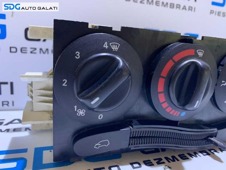Panou Comanda AC - Clima Mercedes Benz Clasa A A140 A150 A160 A170 A180 A200 W168 1998 - 2004 Cod 1688300385