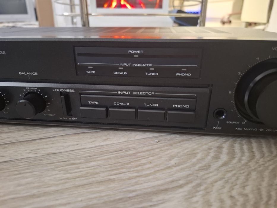 Statie/amplificator Kenwood model KA-36  2 × 30 Wati cu 2 boxe