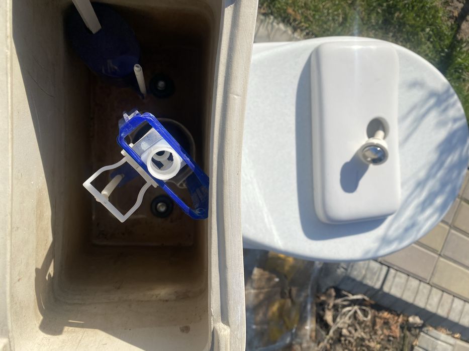 Продам     унитаз