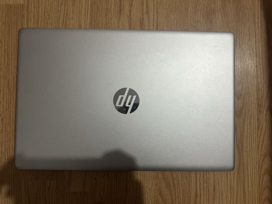 Vand laptop hp i7