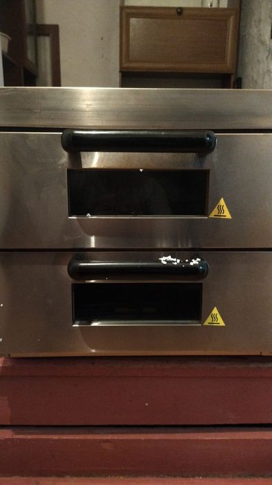 Пицца печки  почти новый