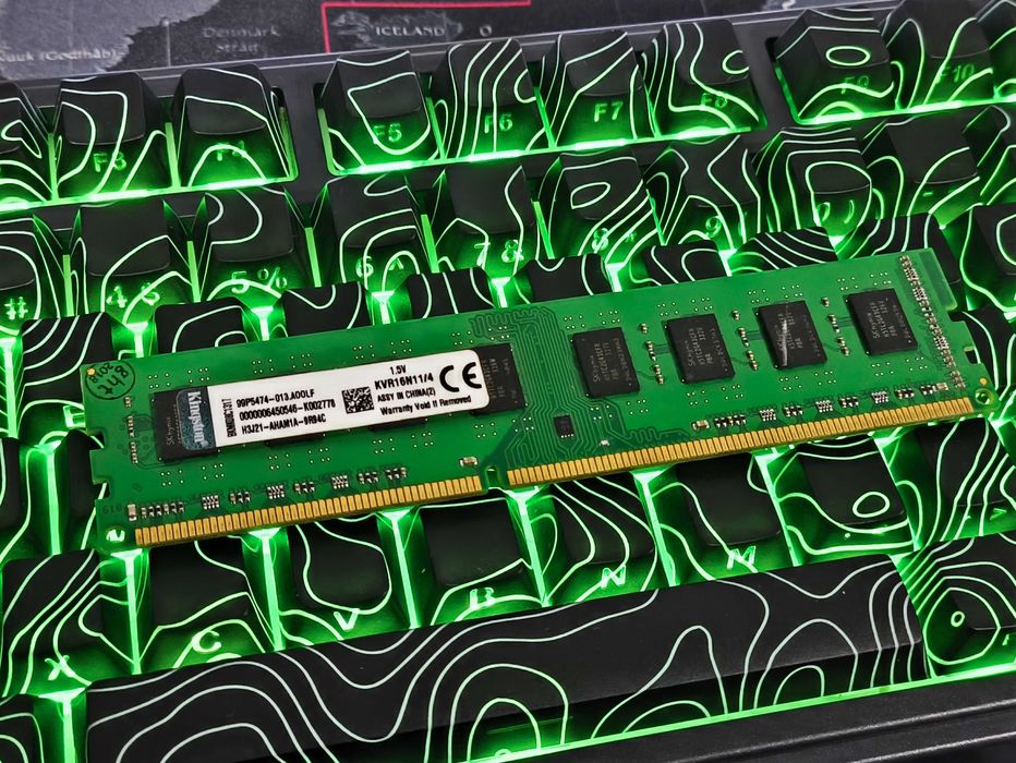 DDR3 4GB 1600MHz HY 2-ta RAM sotiladi kompyuterga