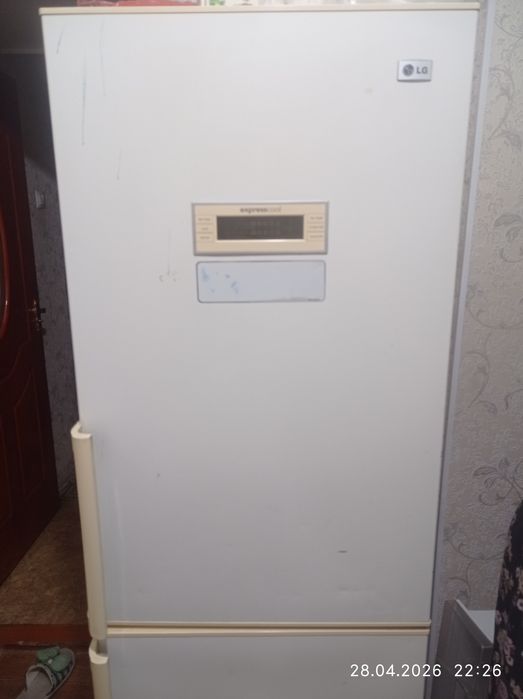 Холодильник LG б/у