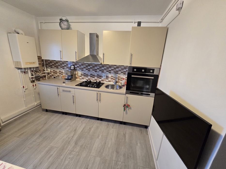 Apartament 3 camere, 2 dormitoare + bucătărie open space