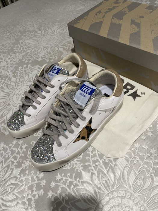 Adidasi dama golden goose