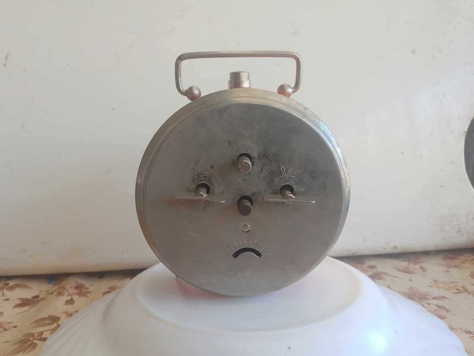 Ceas desteptator de masa - mecanic Jnsa .