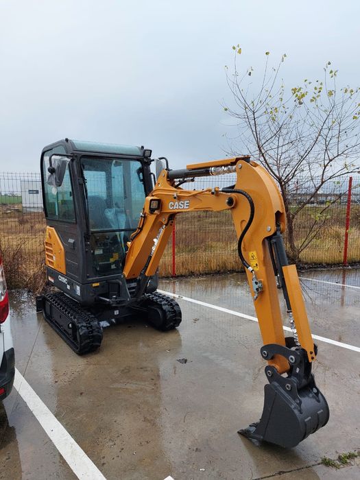 Dezapezire,Miniexcavator, mini-incarcator frontal