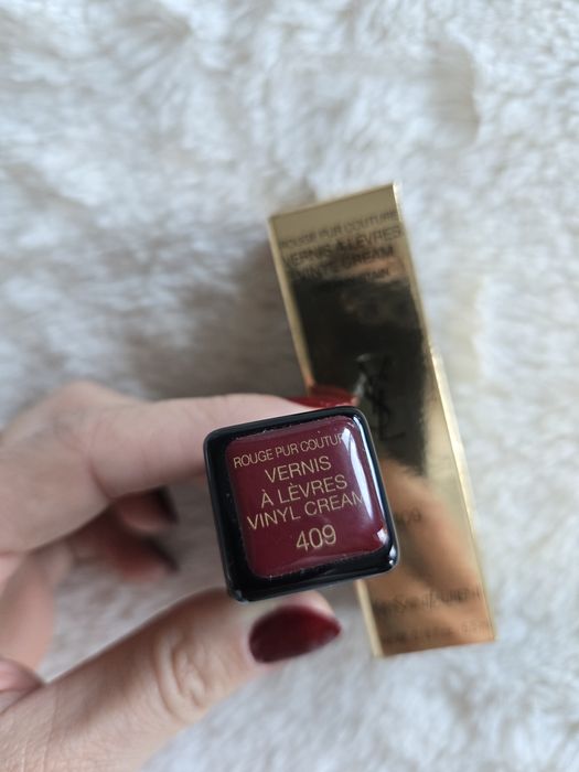 Гримове тестери Yves Saint Laurent (YSL) и Армани/ARMANI