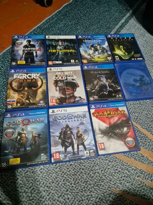 Playstation 5 с двумя джостиками