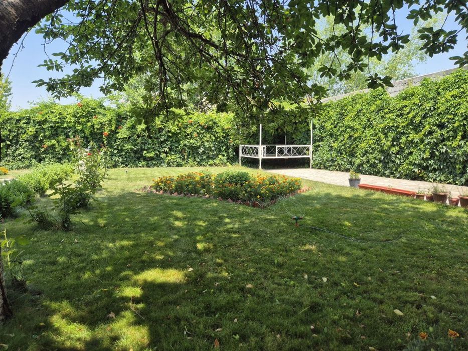 Частная дача. Паркент