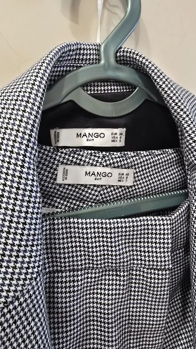 Костюм брючный .