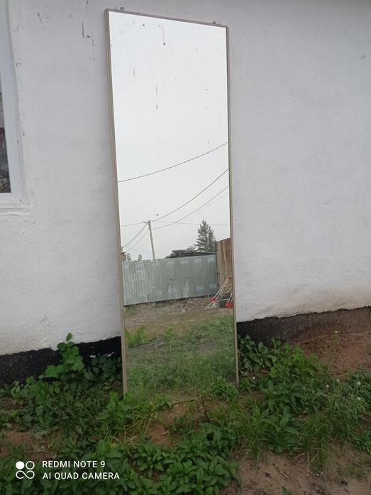 Срочно продам зеркала 2  пары.