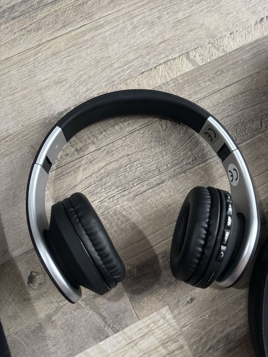 Слушалки PowerLocus