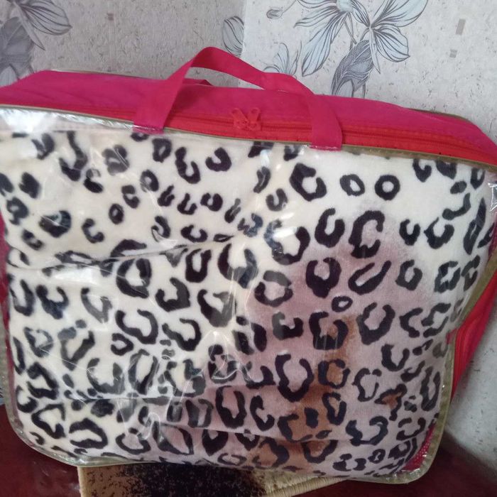 Покрывало (плед) мягкое благородное двустороннее 220*240 см