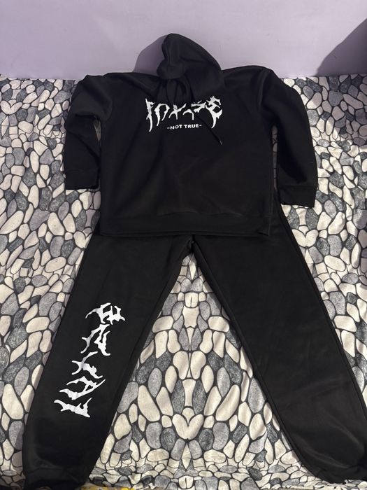 3 комплекта и 1 Блуза