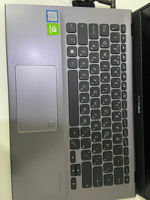 Ноутбук Asus VivoBook
