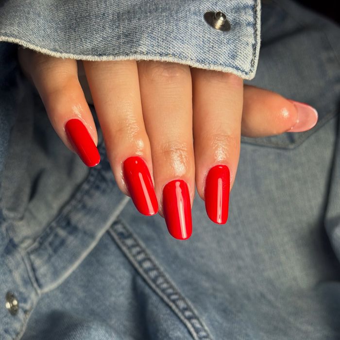 Unghii cu gel/semi cu apex/pedichiura estetica, zona Grand Arena