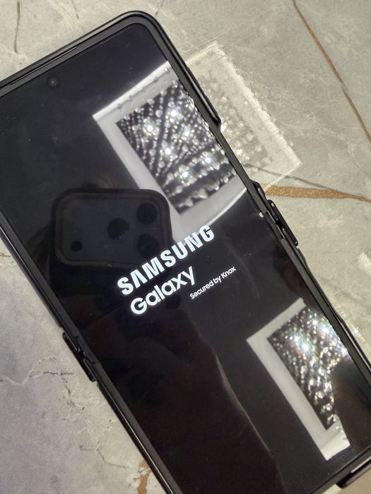 Samsung Galaxy Z Flip 7