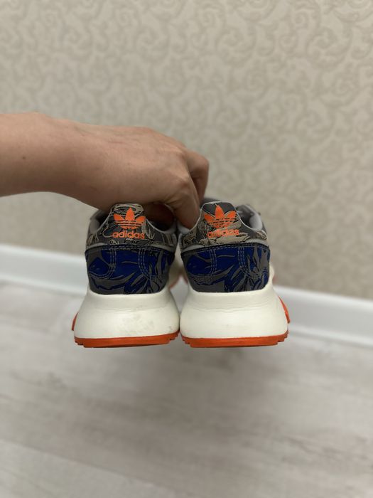 Кроссовки Adidas оригинал