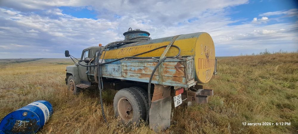 Продам бензовоз на базе газ 53
