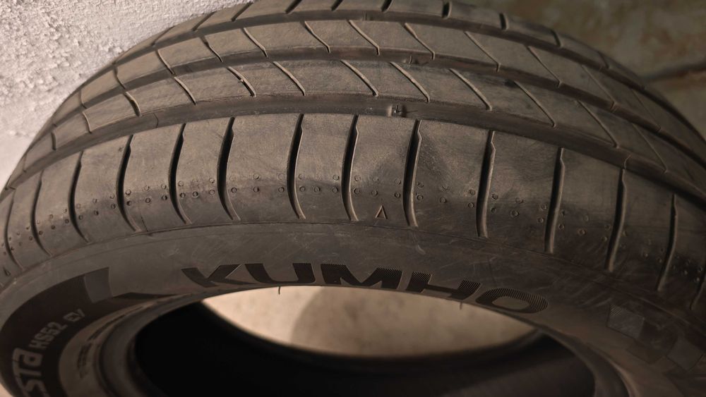 Гуми KUMHO HS52 EV 185/65 R15/ 88H - летни за EV