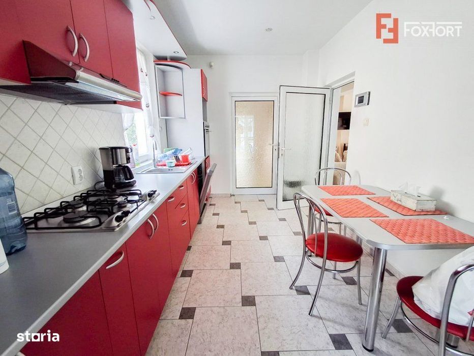 Casa individuala de vanzare in Timisoara cu sauna si piscina, zona Fra