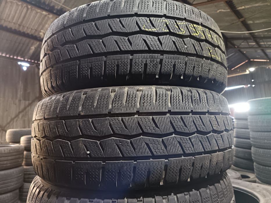 Anvelope MS iarna 225 55 17c hankook 6-7mm 2021 și 2024