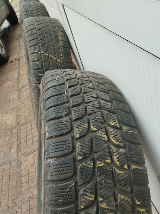 225.75.16.зимни гуми