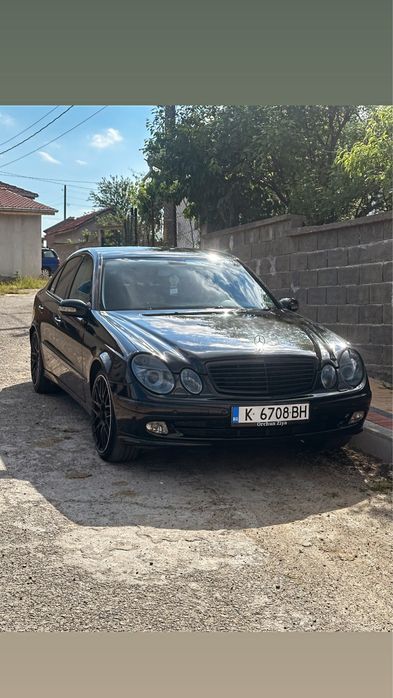 Продавам предна броня w211 avangard чисто нов боядисан без забелешки