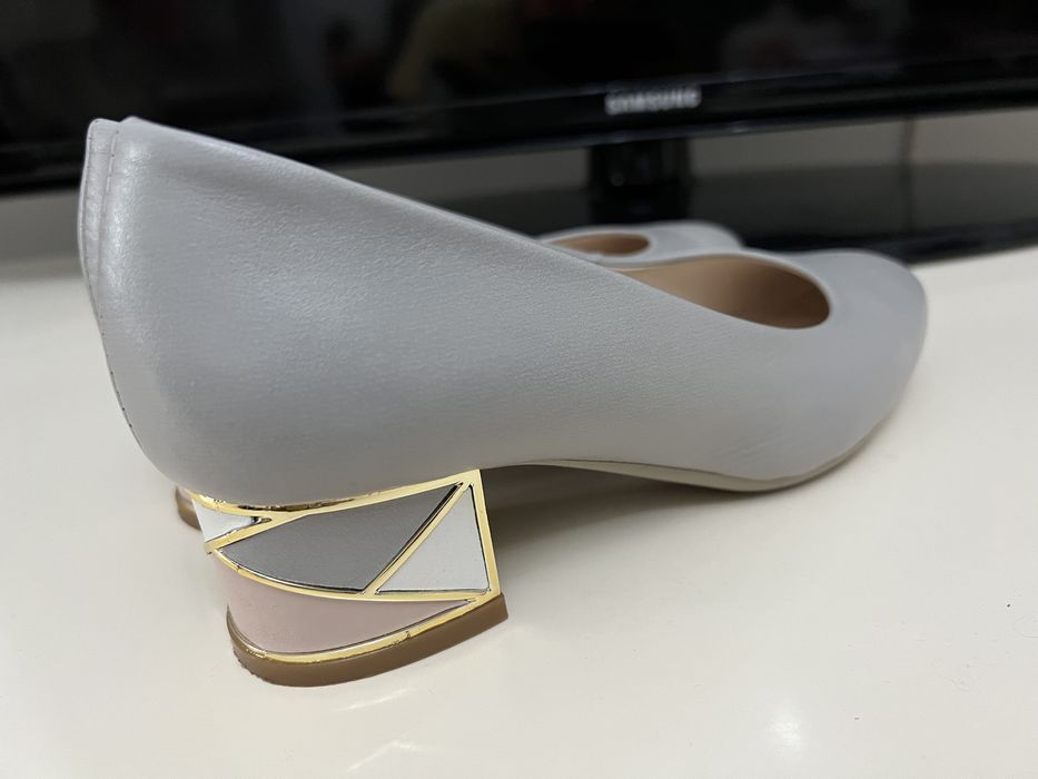 Pantofi dama/ Capricia