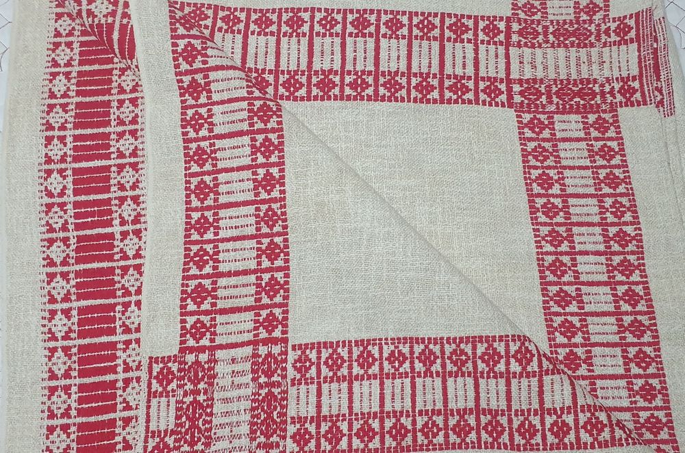 Față de masă lucrata manual model traditional