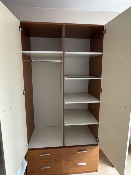 Продавам легло 120/190, гардероб, ракла