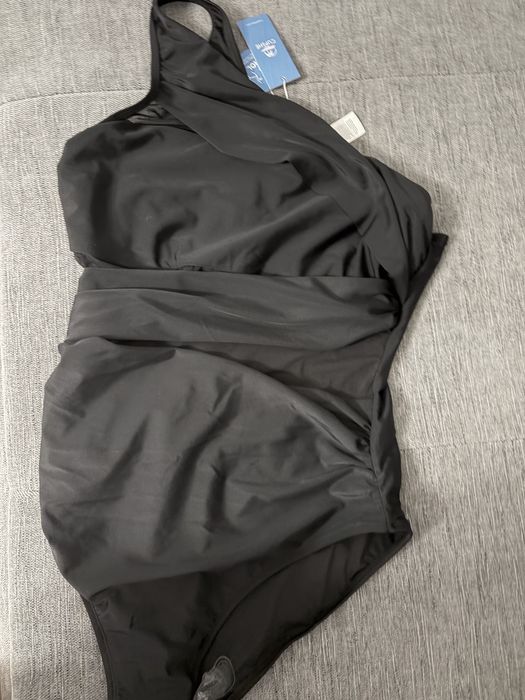 CUPSHE Costum de baie cu un umăr plasă transparentă asimetric pliat control burtă o piesă – Negru XL
