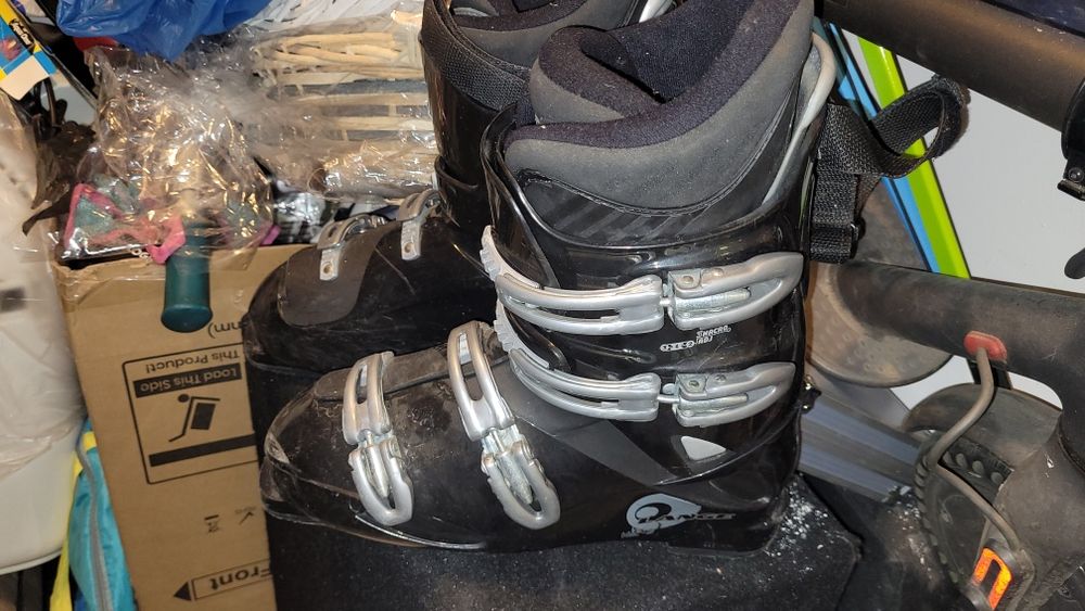 Clăpari pentru ski mărimea 44-45 338mm Lange Vec5