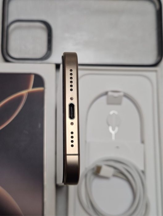 iPhone 16 PRO MAX, 94% bateria, 256 GB, FULL BOX