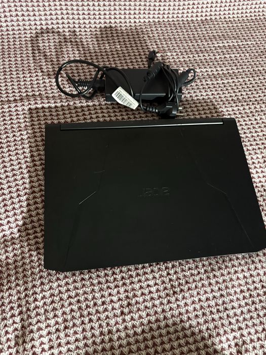 Продаю игровой ноутбук ACER NITRO 5