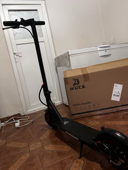 Vând trotinetă electrică WGCL