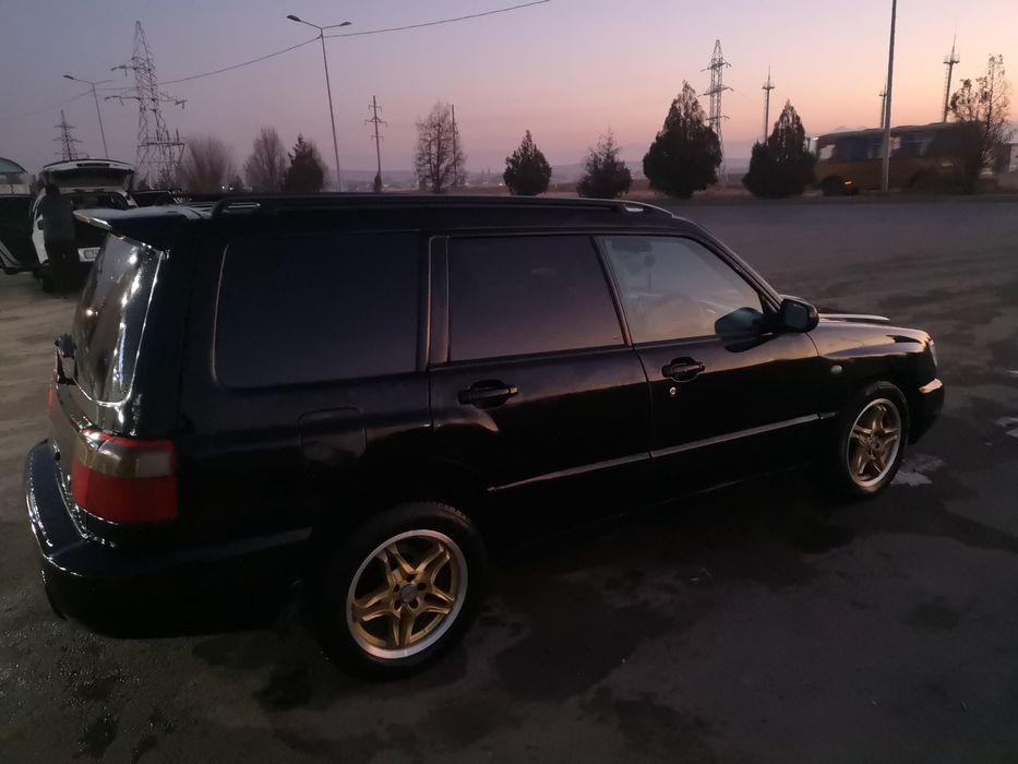 Subaru forester 2001 япониц