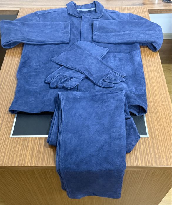 Продам Спец Одежда для Сваршиков натурлный кожа
