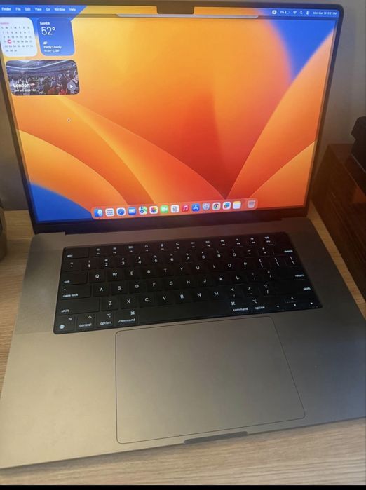 Apple Macbook Pro 16 M1