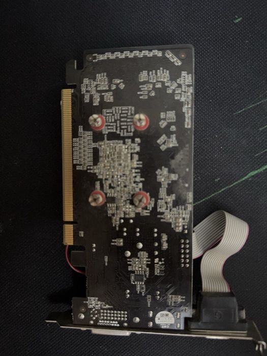 AFOX AGP videokarta — ishlaydi