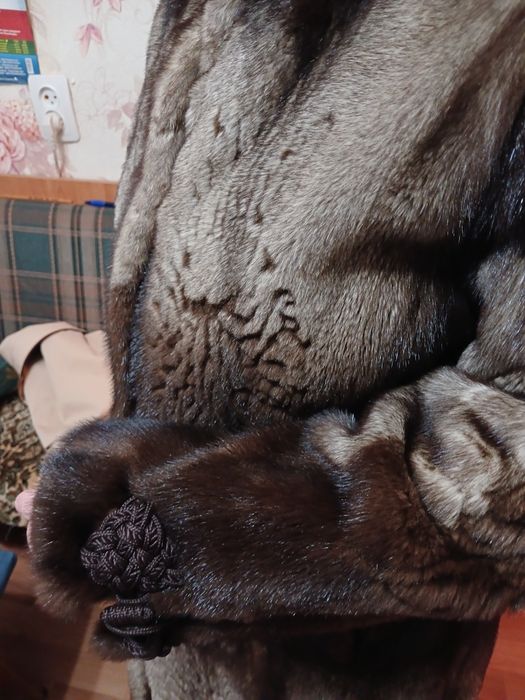 Продам норковою шубу