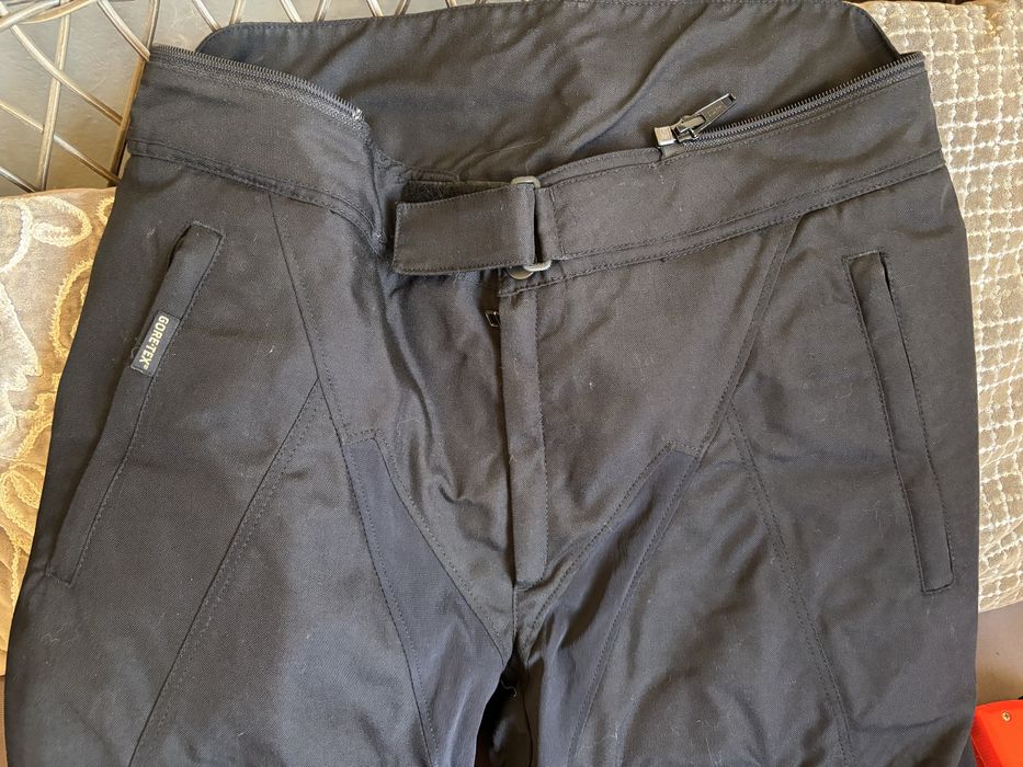 Pantaloni moto impermeabili negri Dainese de primavara/toamna