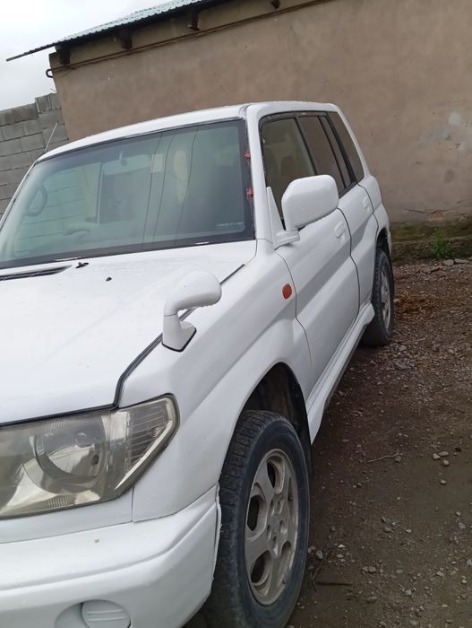 Mitsubishi Podjero io