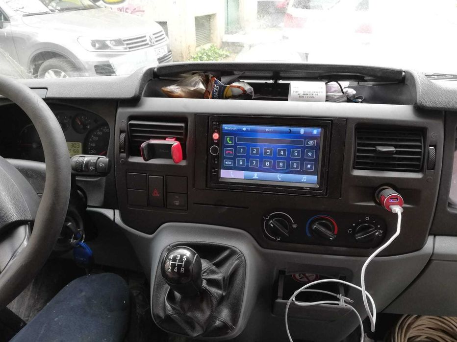 Navigatie MP5 Casetofon Ford Transit Waze YouTubeprin MirroLink BT USB